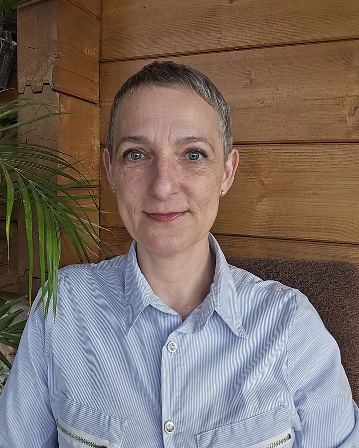 Eva Zámborská
